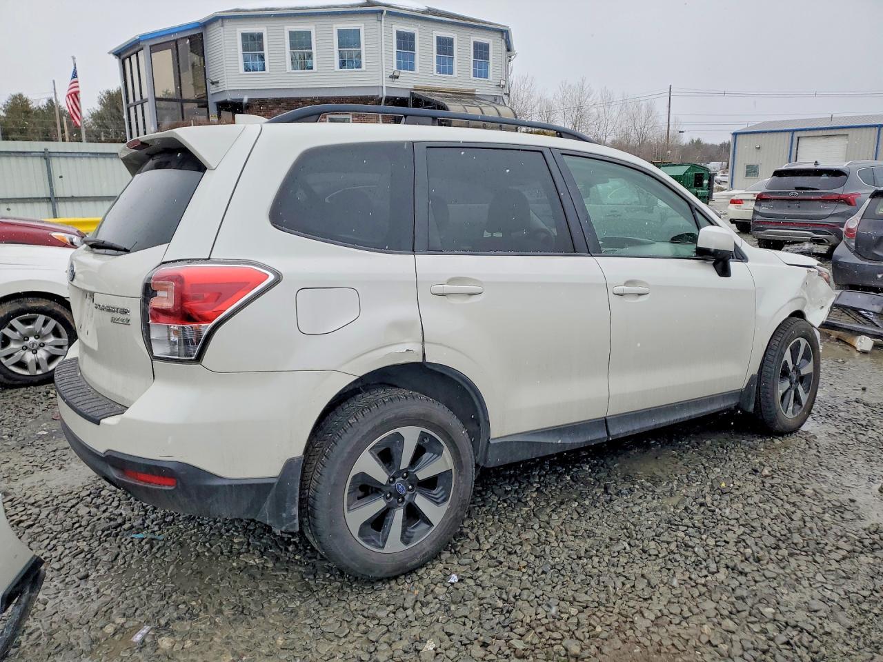 2017 Subaru Forester 2.5I Premium - Фото 3