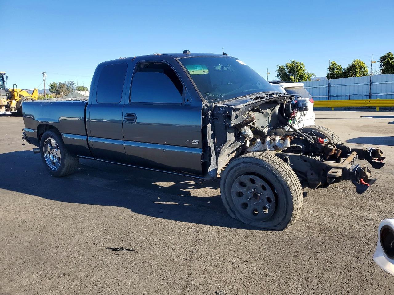 2005 Chevrolet Silverado - Фото 4