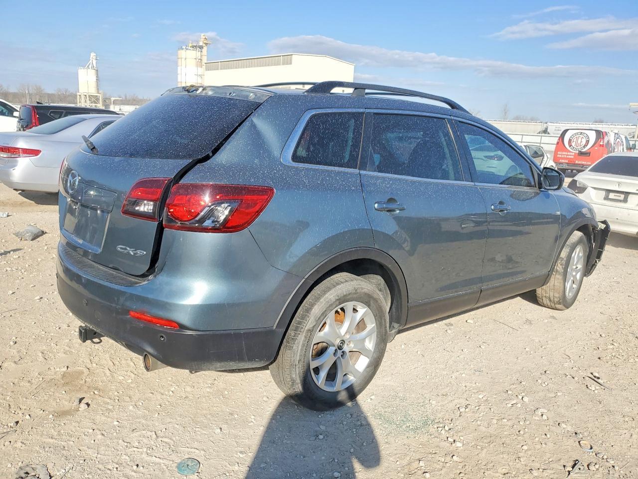 2013 Mazda Cx-9 Touring - Image 3