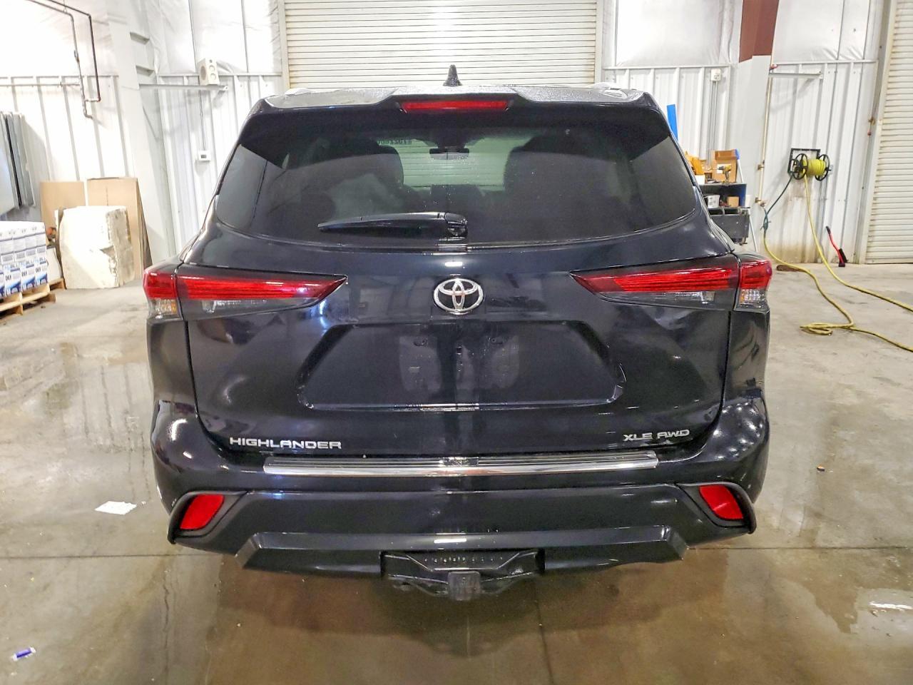 2024 Toyota Highlander Le - Фото 6