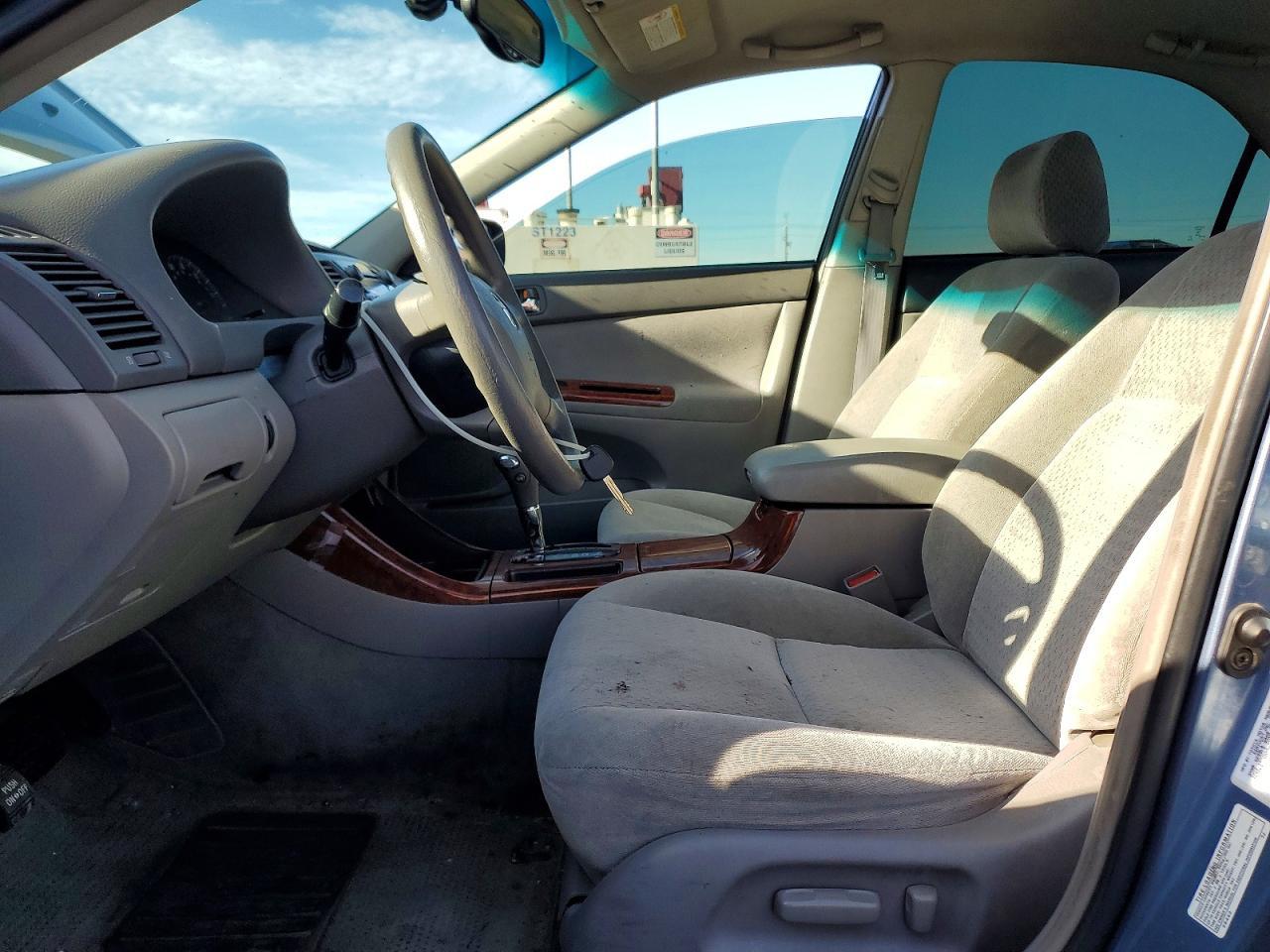 2003 Toyota Camry Le - Фото 7