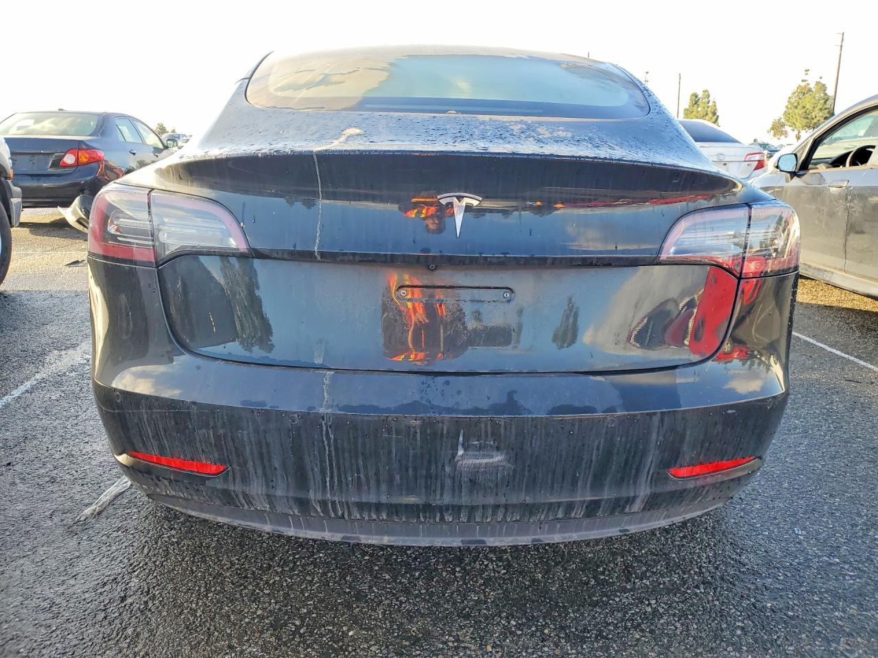 2021 Tesla Model 3 - Фото 6