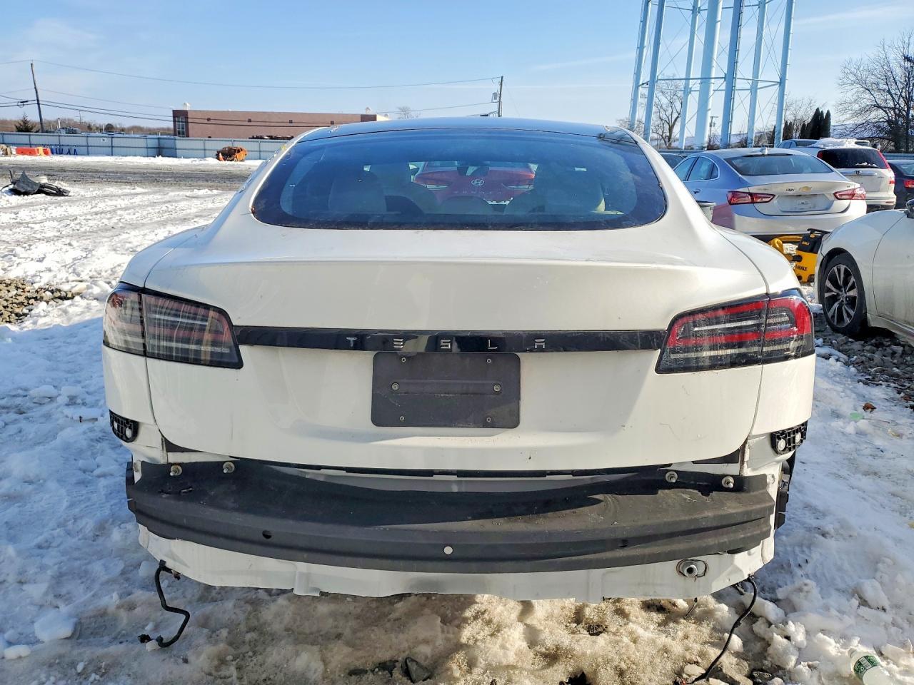 2023 Tesla Model S - Фото 6