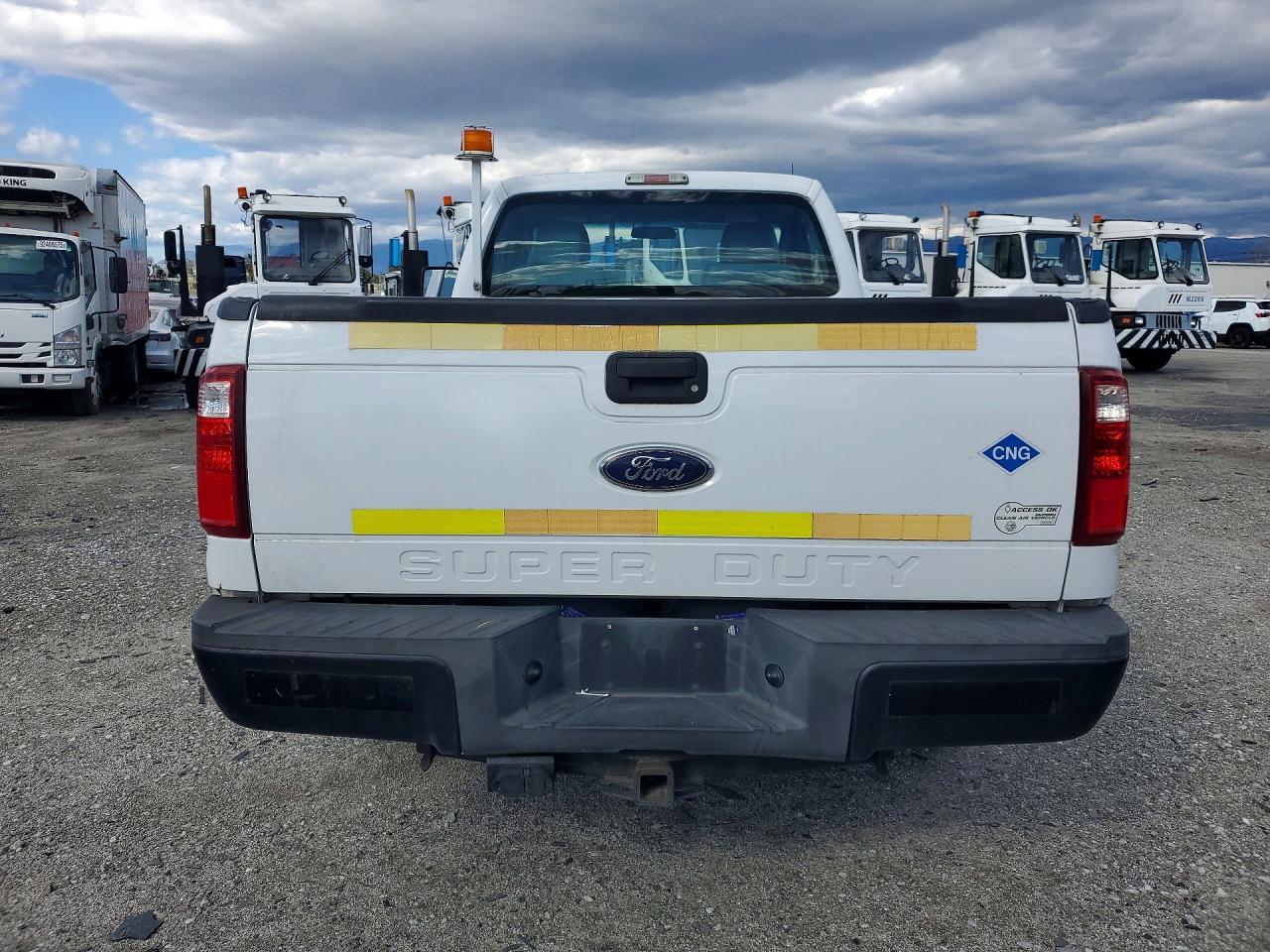 2013 Ford F-250 Sd * R & D- Cln Title- Pri Fleet * - Image 6