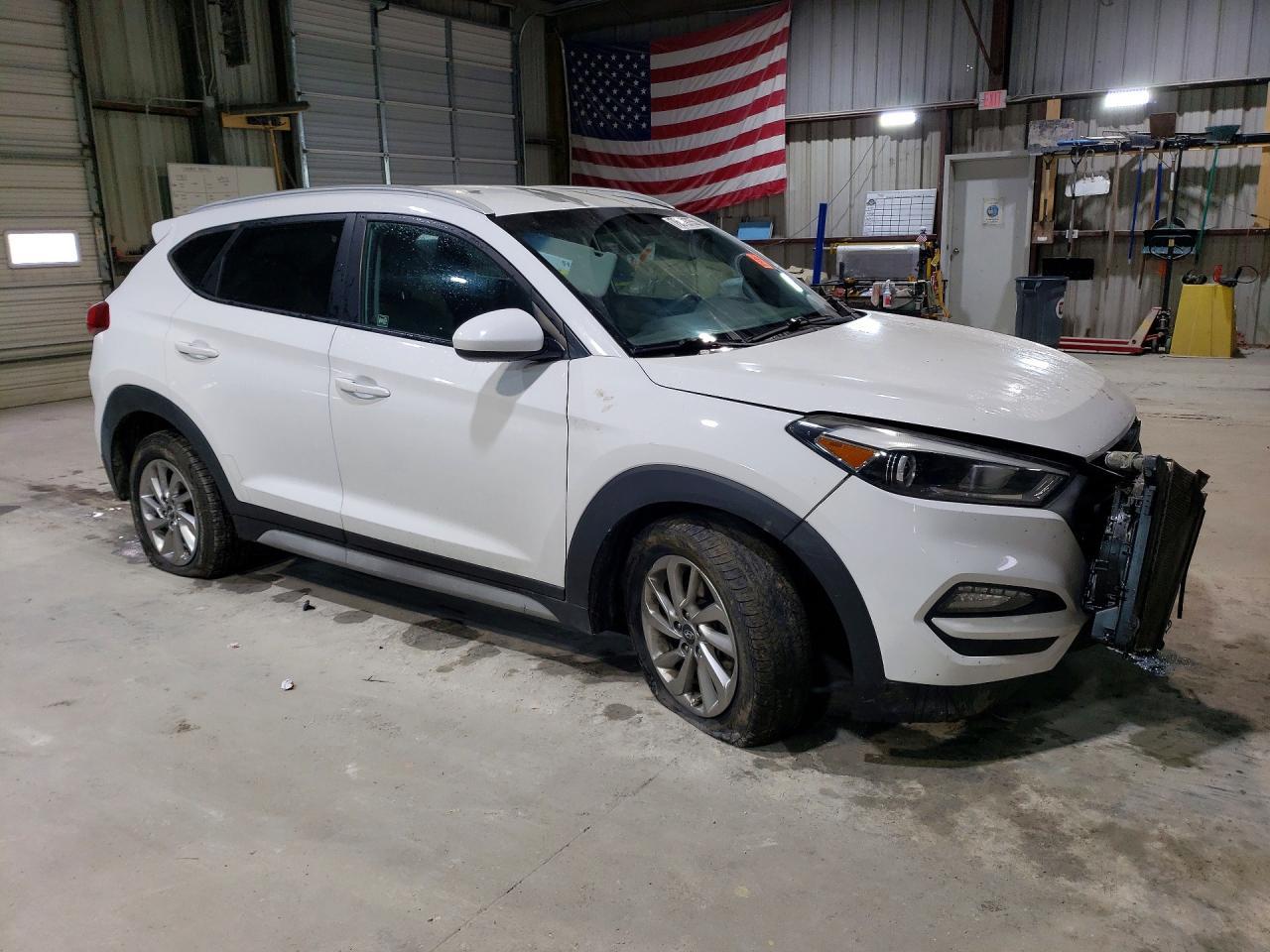 2017 Hyundai Tucson Se - Фото 4