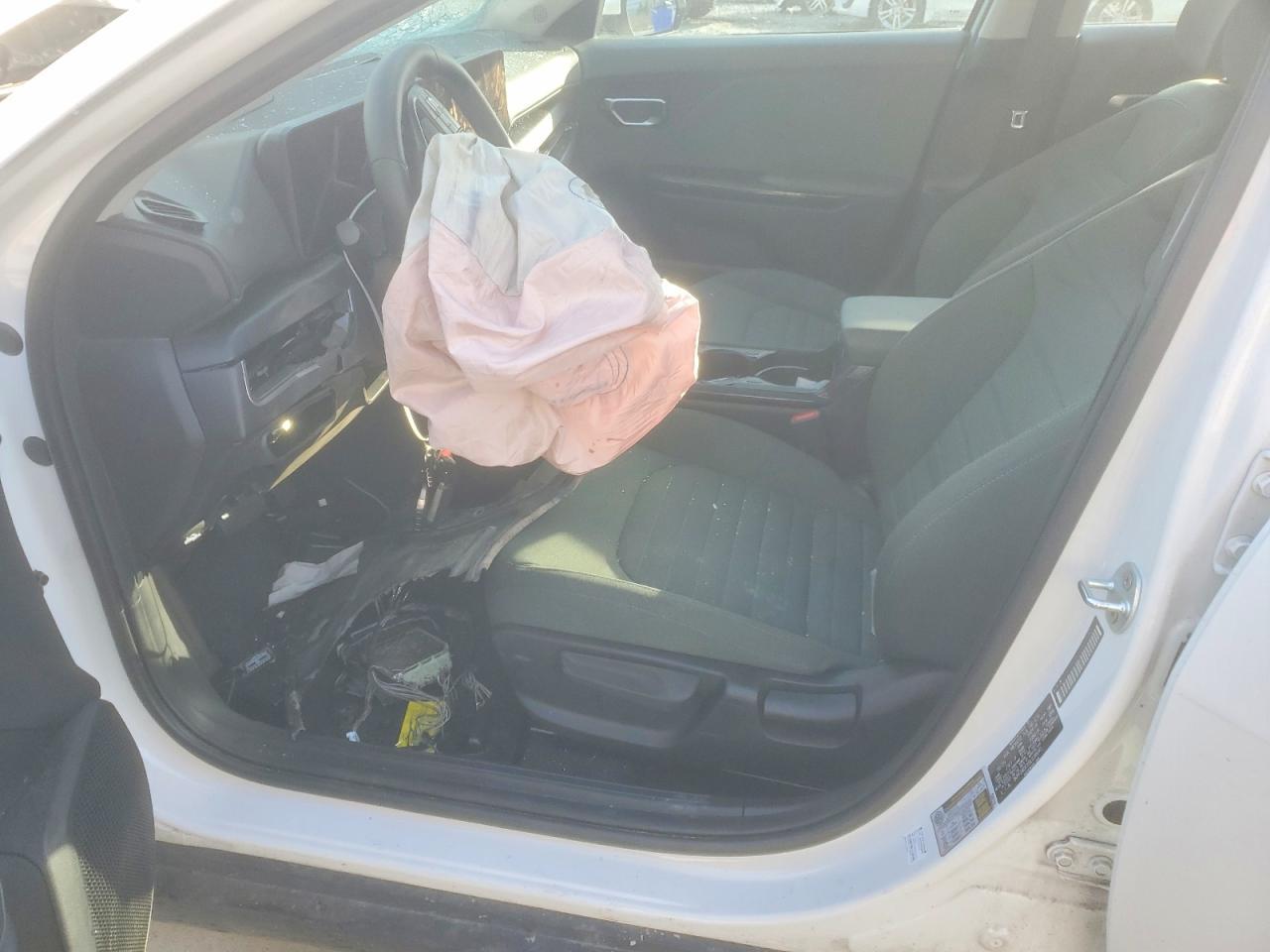 2025 Kia K4 Ex - Фото 7