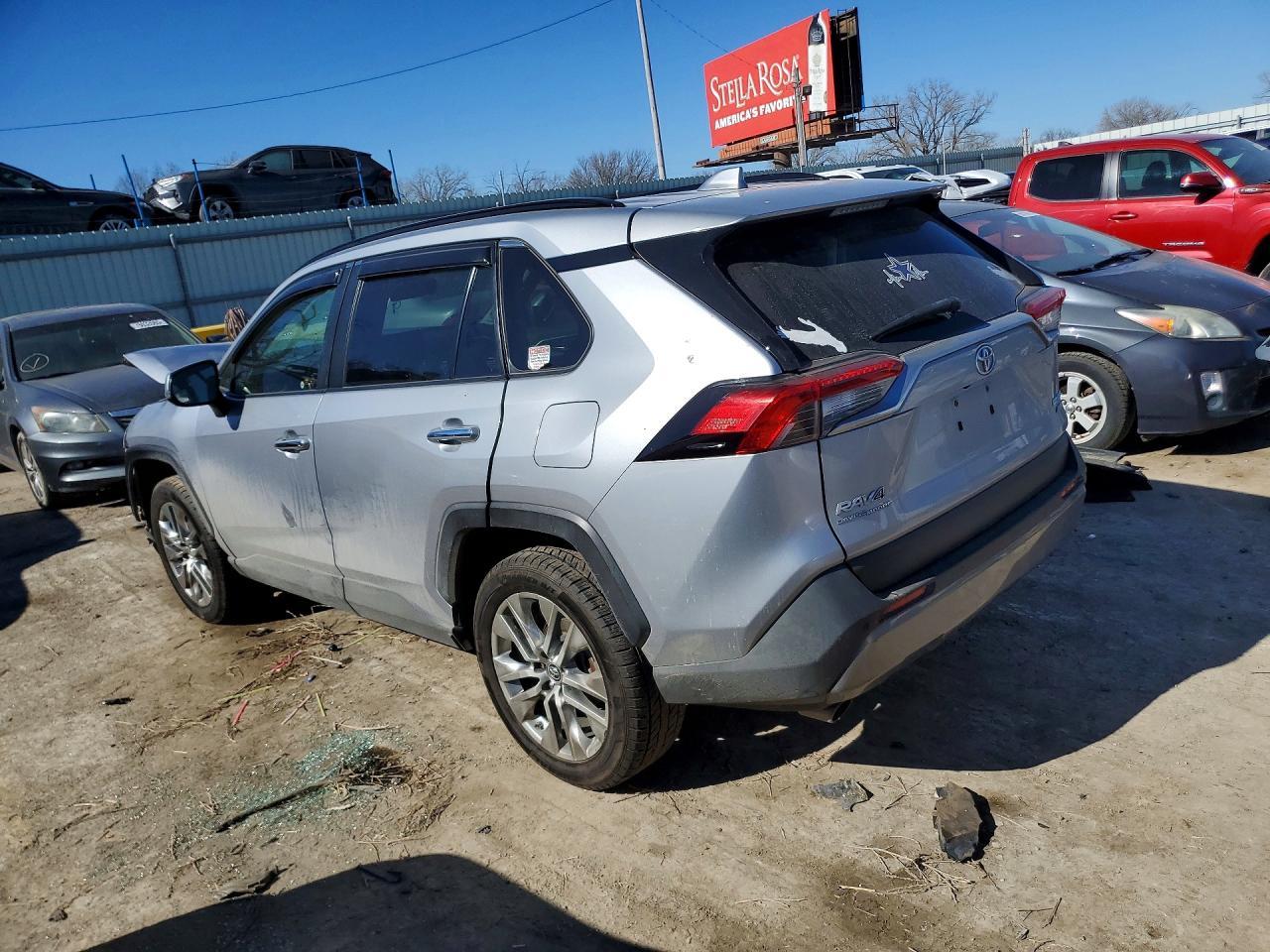 2019 Toyota Rav4 Limited - Фото 2