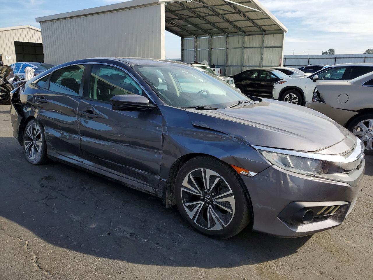 2018 Honda Civic Ex - Image 4