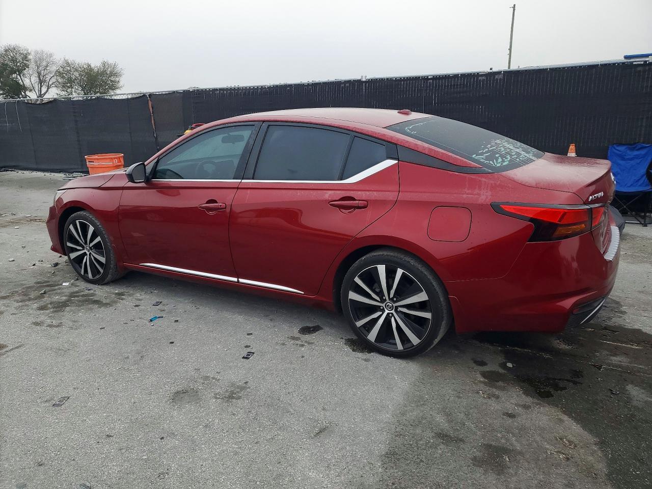 2020 Nissan Altima Sr - Image 2