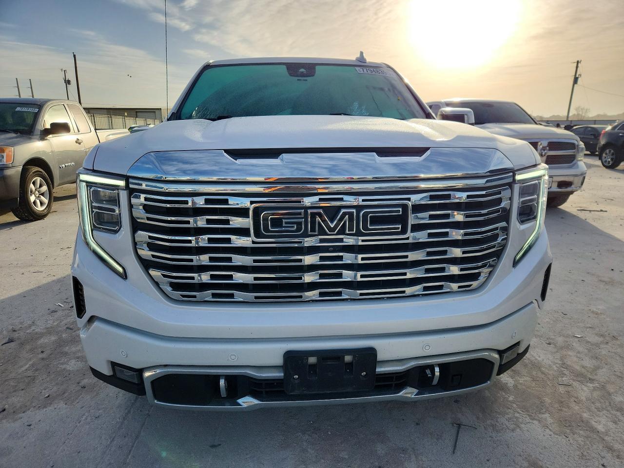 2023 GMC Sierra C1500 Denali - Фото 5