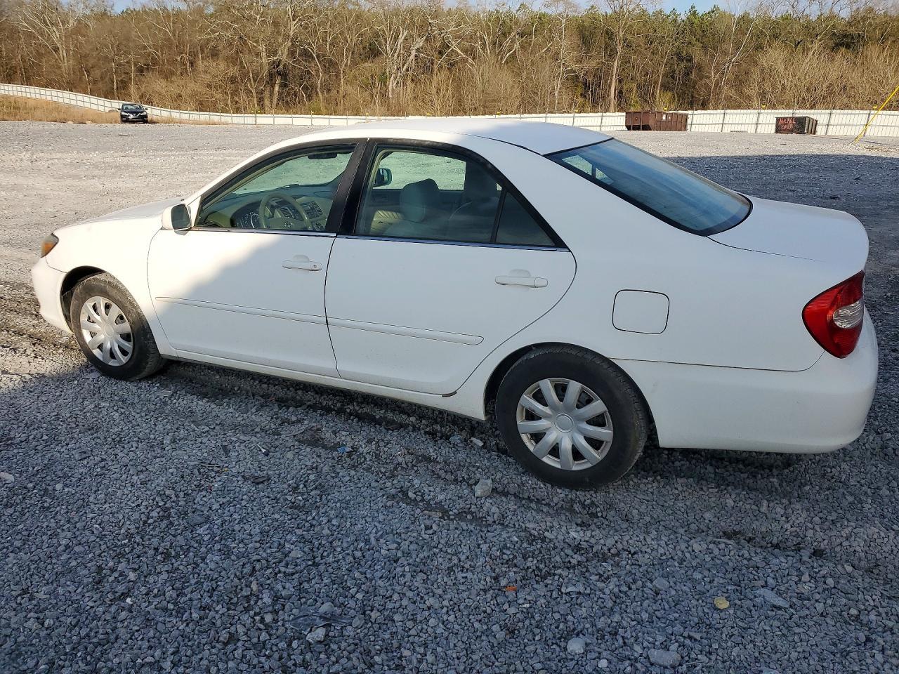 2002 Toyota Camry Le - Image 2