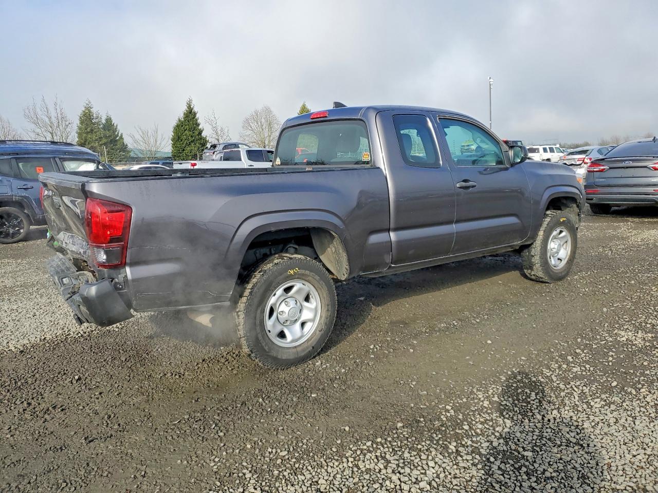 2018 Toyota Tacoma Access Cab - Фото 3