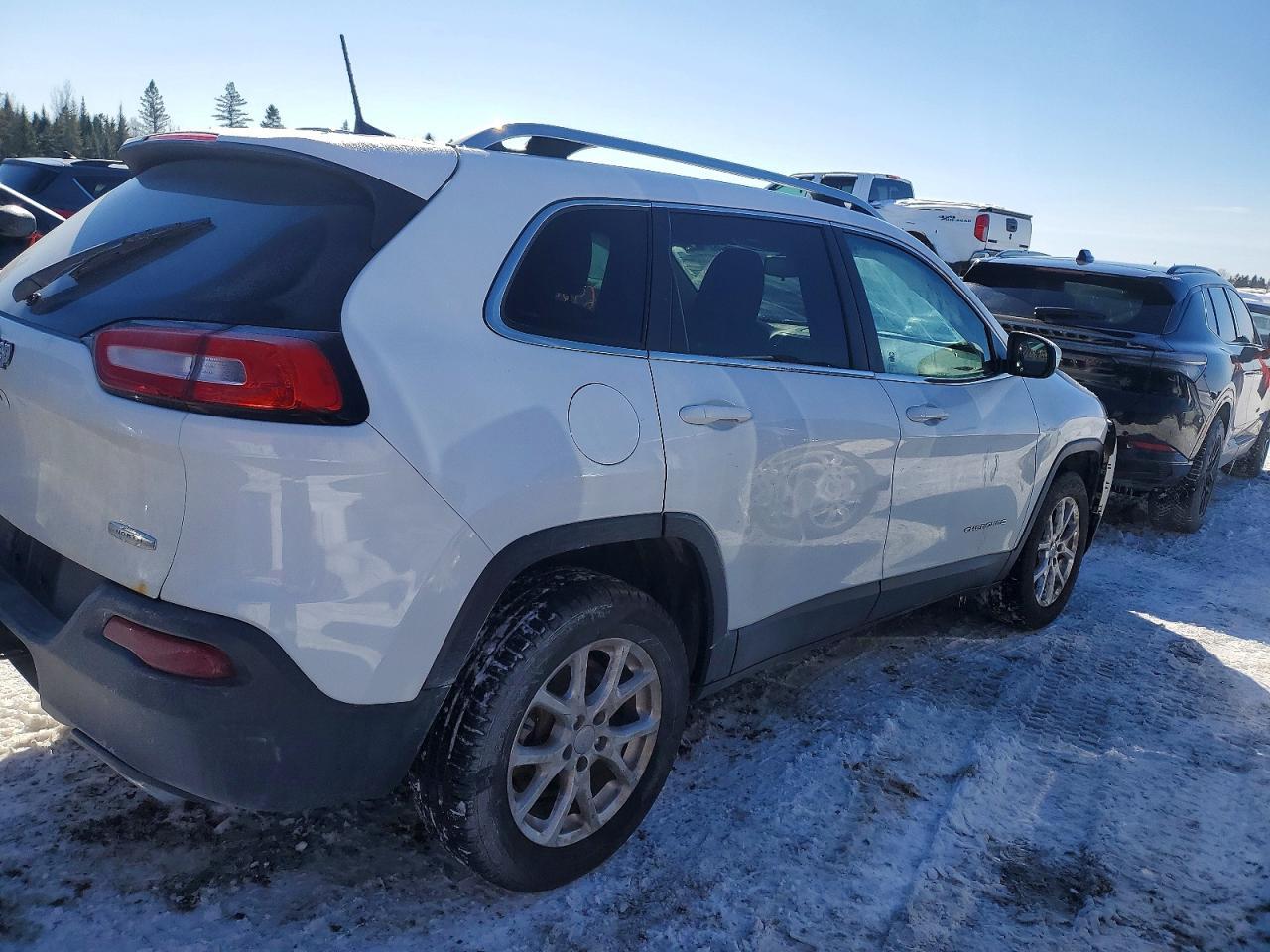 2016 Jeep Cherokee Latitude - Фото 3