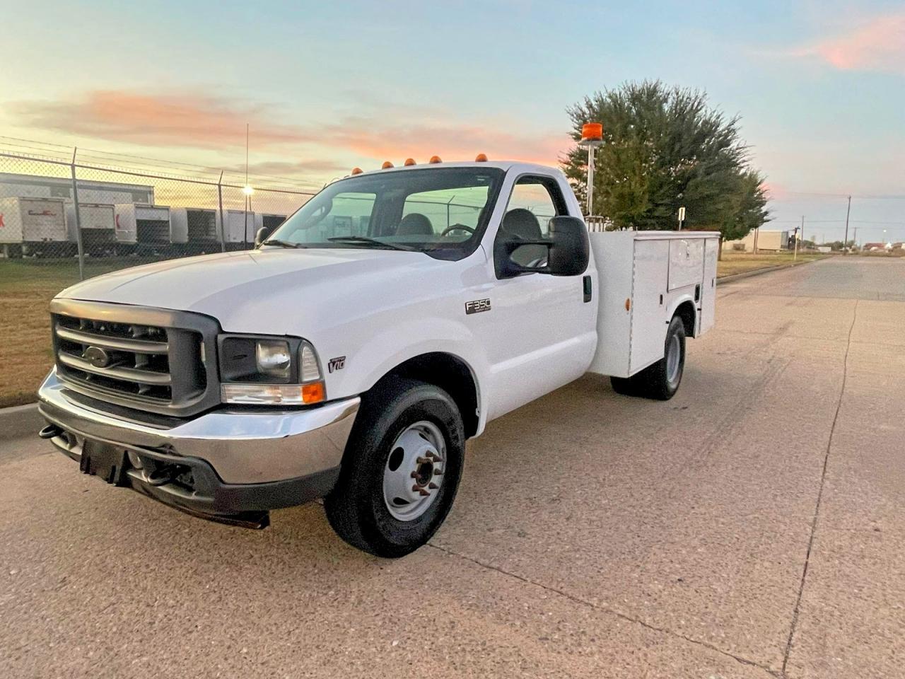 2003 Ford F350 Super Duty - Фото 2