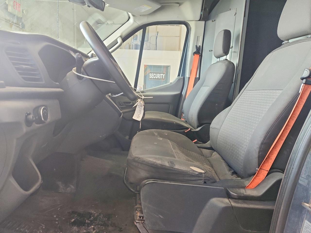 2020 Ford Transit 250 Delivery Van - Фото 7