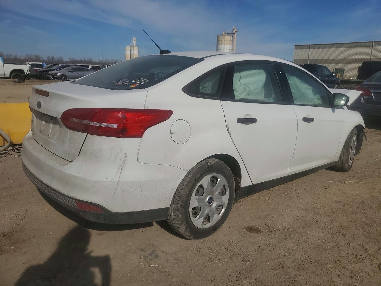 2017 Ford Focus - Image 3