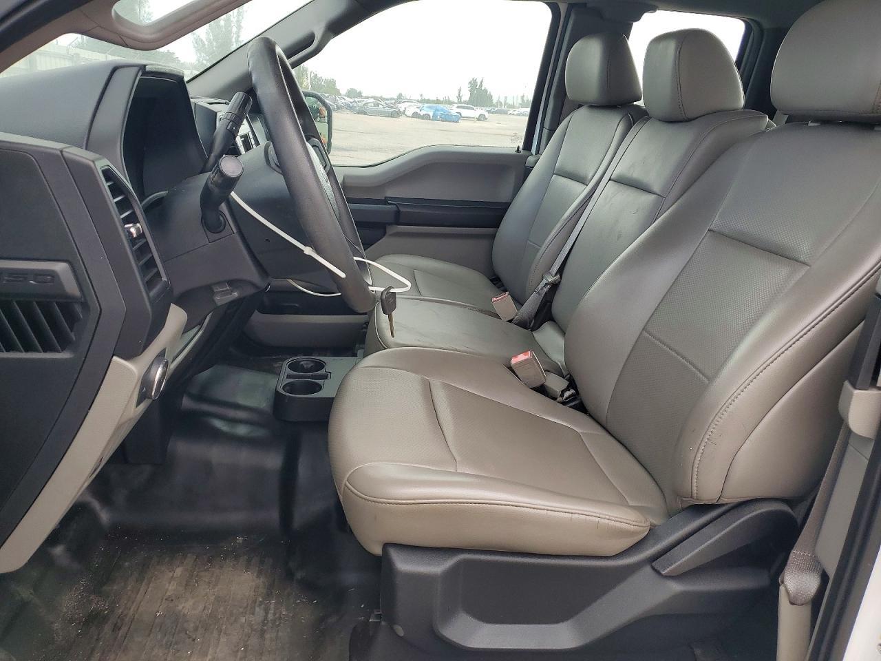 2018 Ford F150 Super Cab - Фото 7