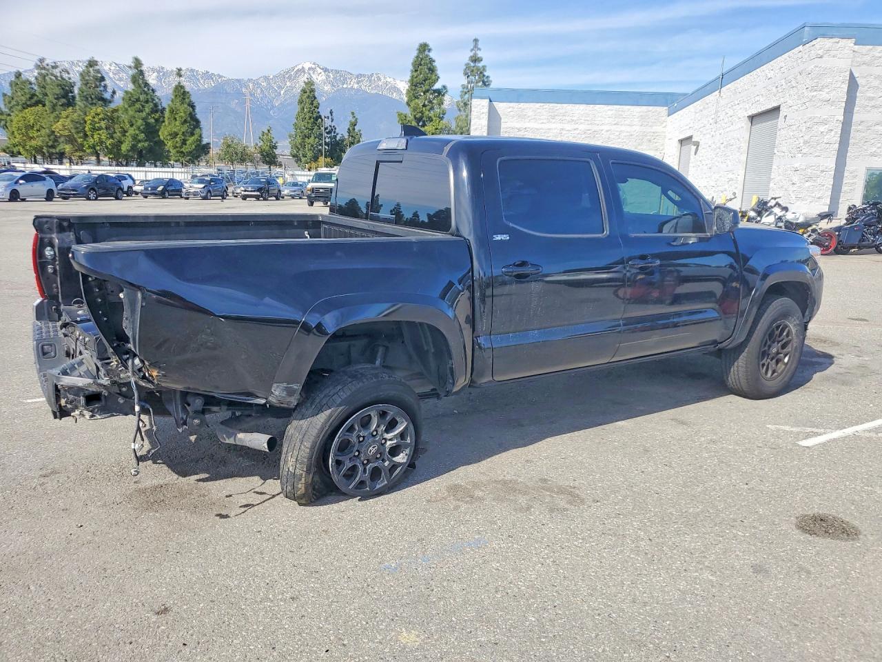 2022 Toyota Tacoma Sr5 V6 - Фото 3