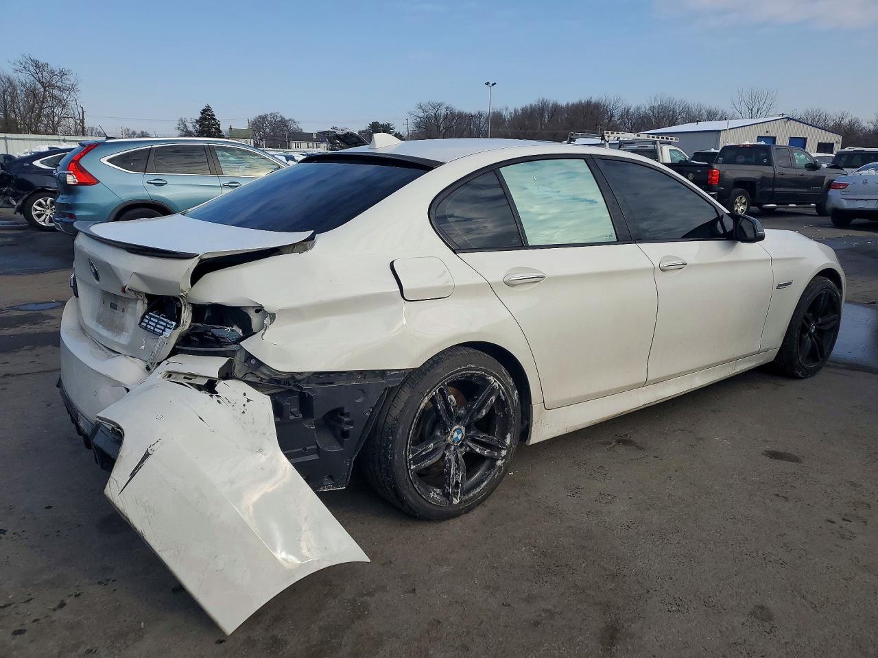 2015 BMW 535 Xi - Image 3