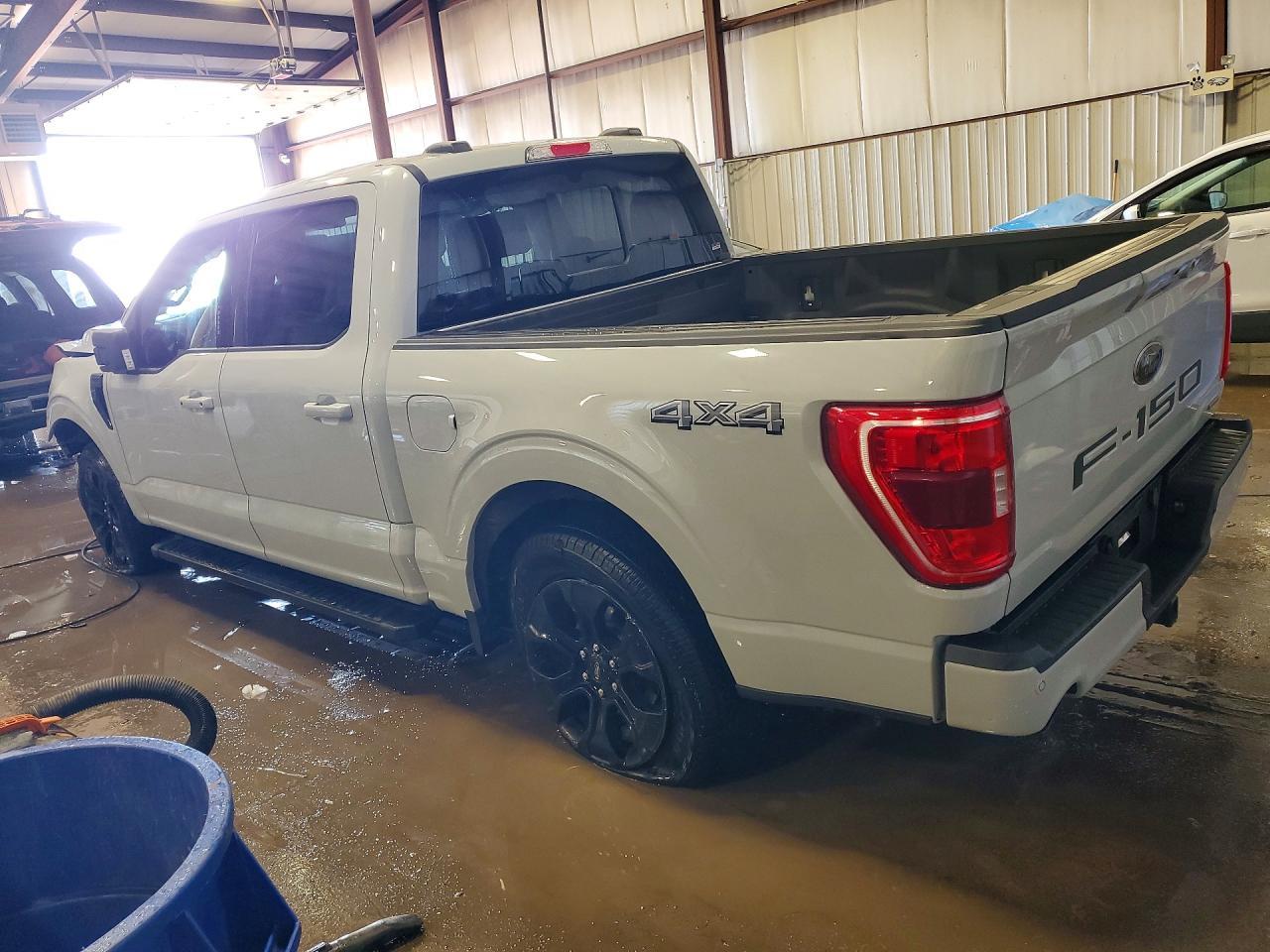 2023 Ford F150 Supercrew - Фото 2