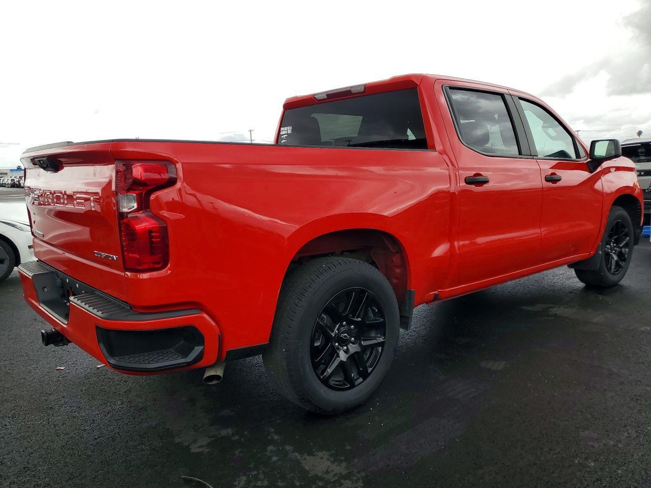 2024 Chevrolet Silverado C1500 Custom - Фото 3