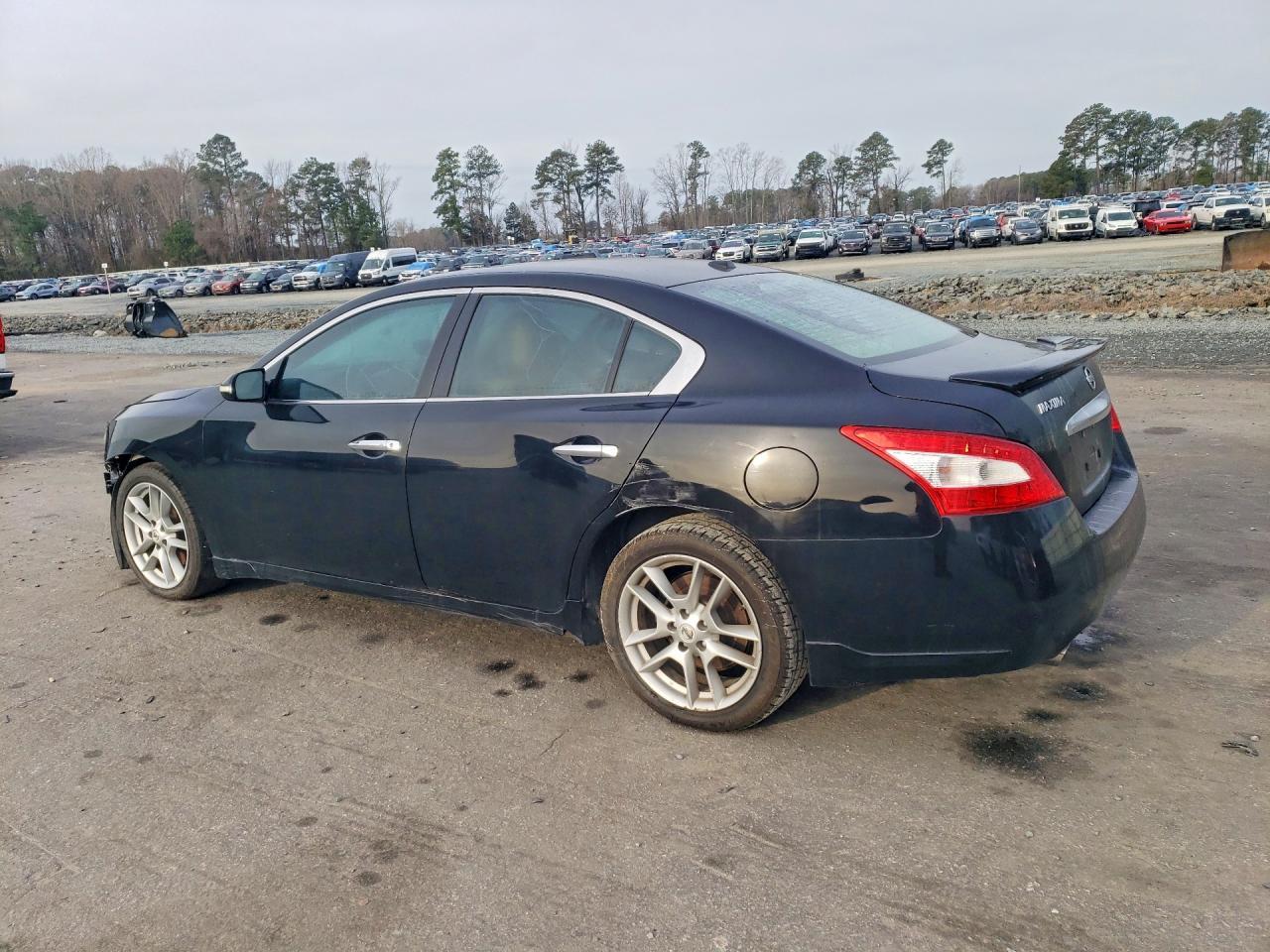 2010 Nissan Maxima 3.5 S - Фото 2