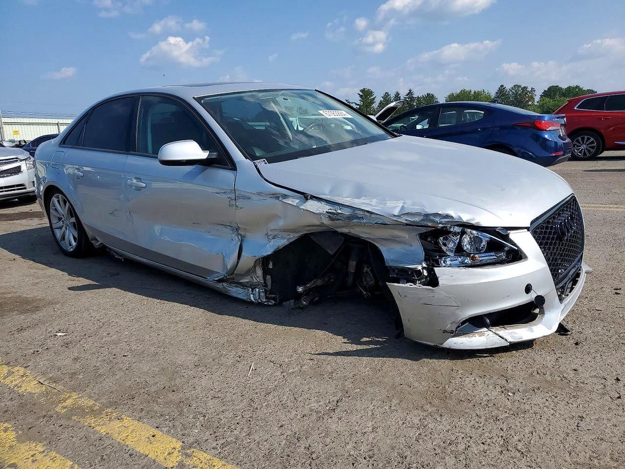 2010 Audi A4 Premium - Фото 4