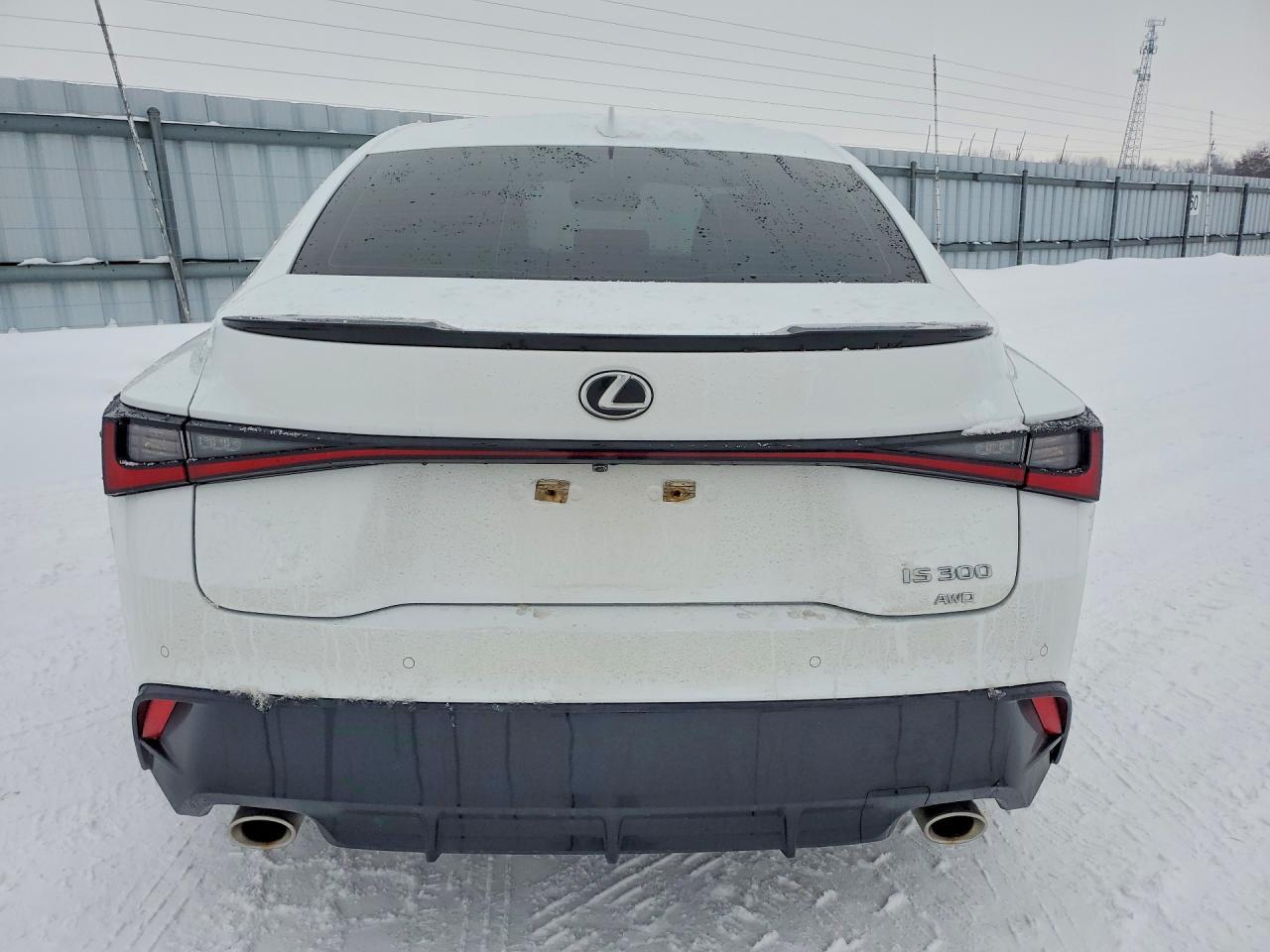 2023 Lexus Is 300 - Image 6