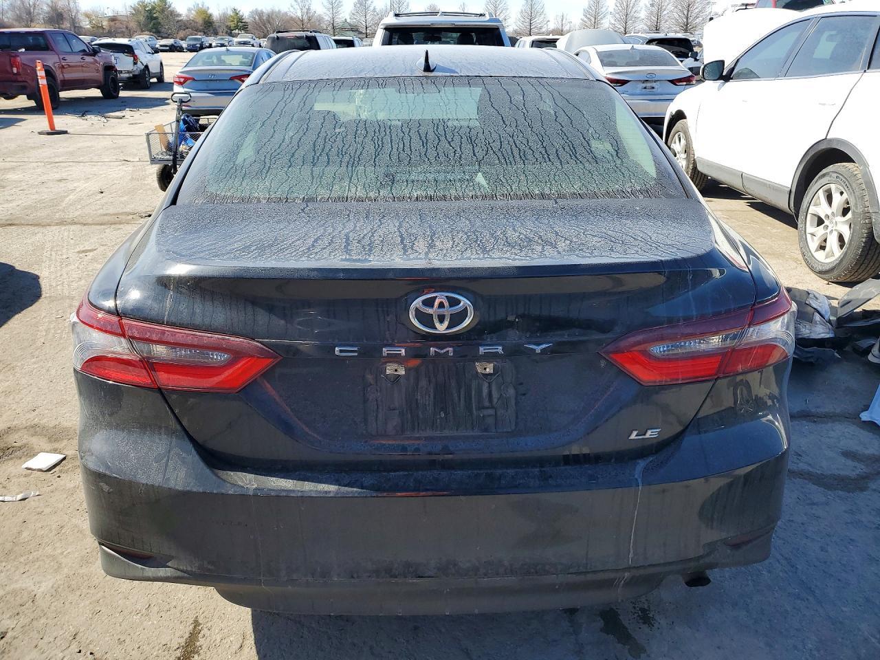 2023 Toyota Camry Le - Фото 6