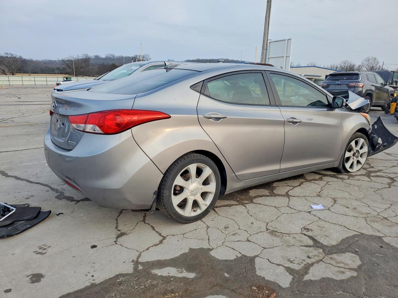 2013 Hyundai Elantra Gls - Фото 3