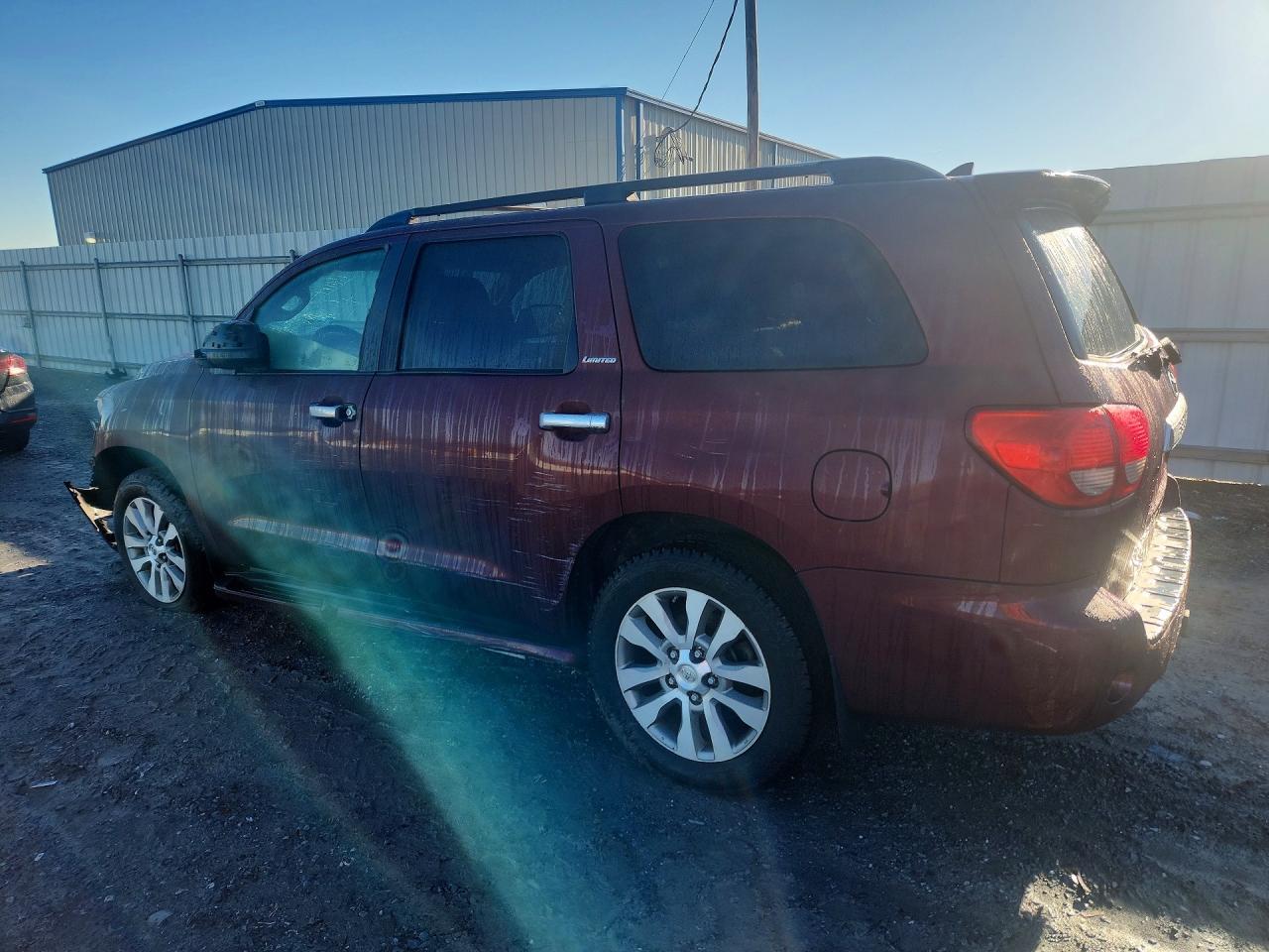 2011 Toyota Sequoia Limited - Фото 2