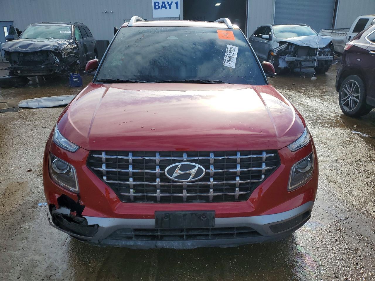 2024 Hyundai Venue Sel - Image 5