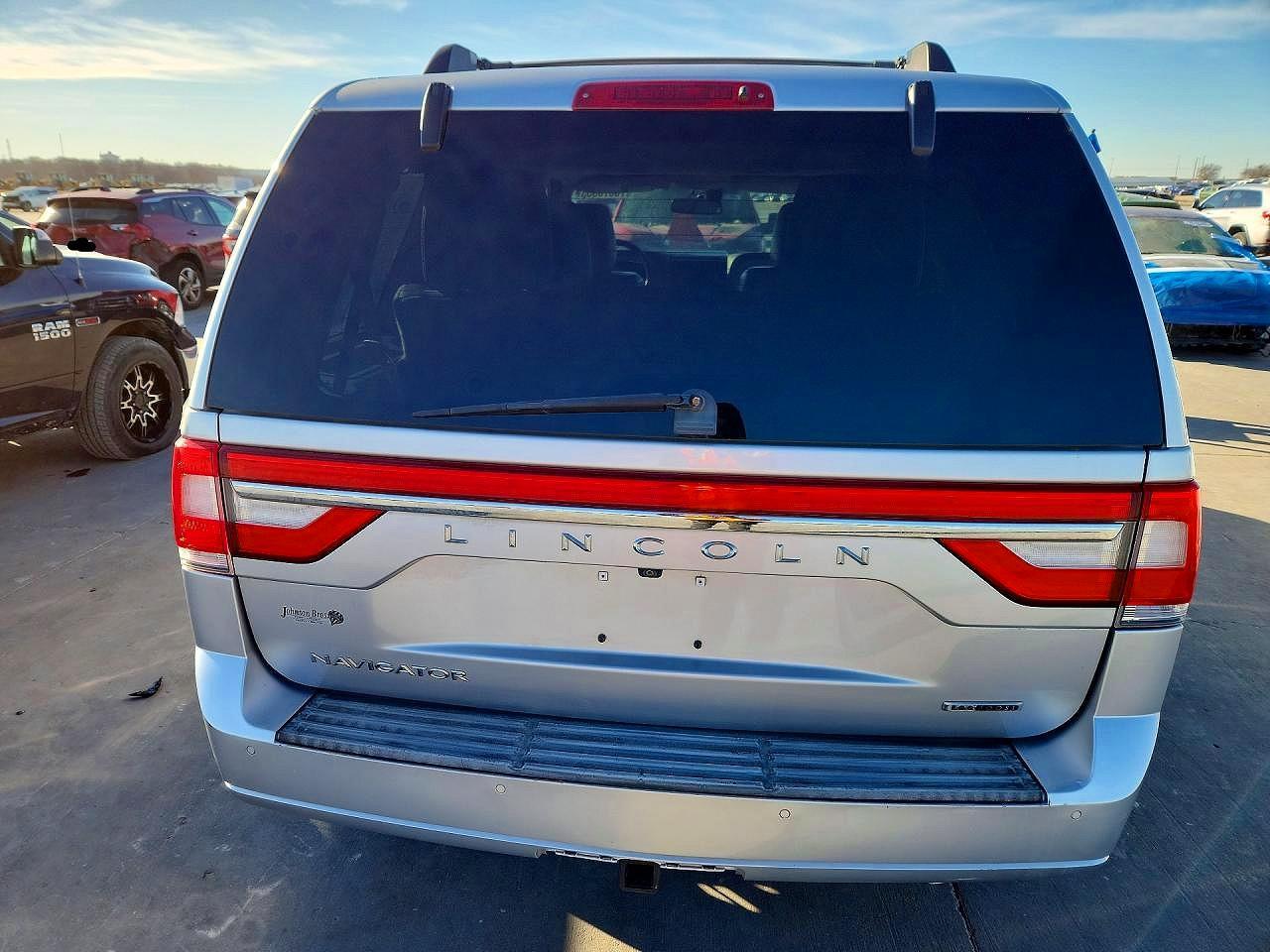 2015 Lincoln Townhouse Navigator - Фото 6