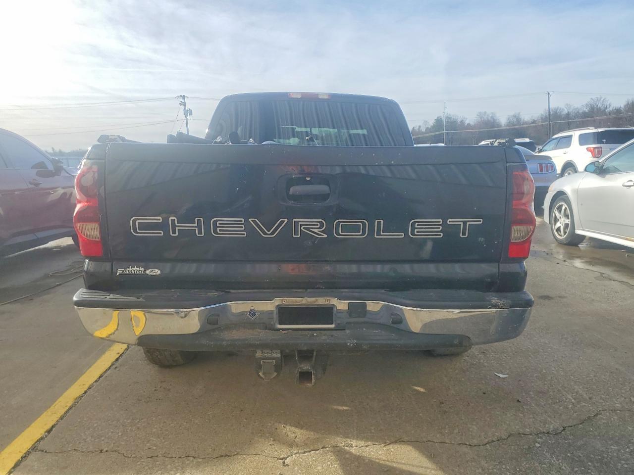 2004 Chevrolet Silverado C1500 - Image 6