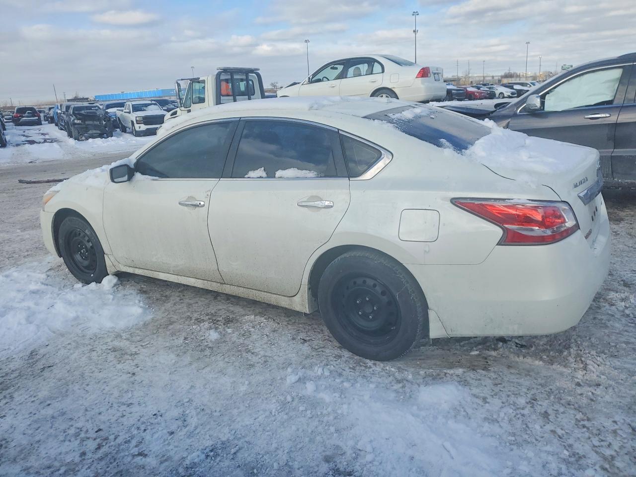 2014 Nissan Altima 2.5 - Image 2