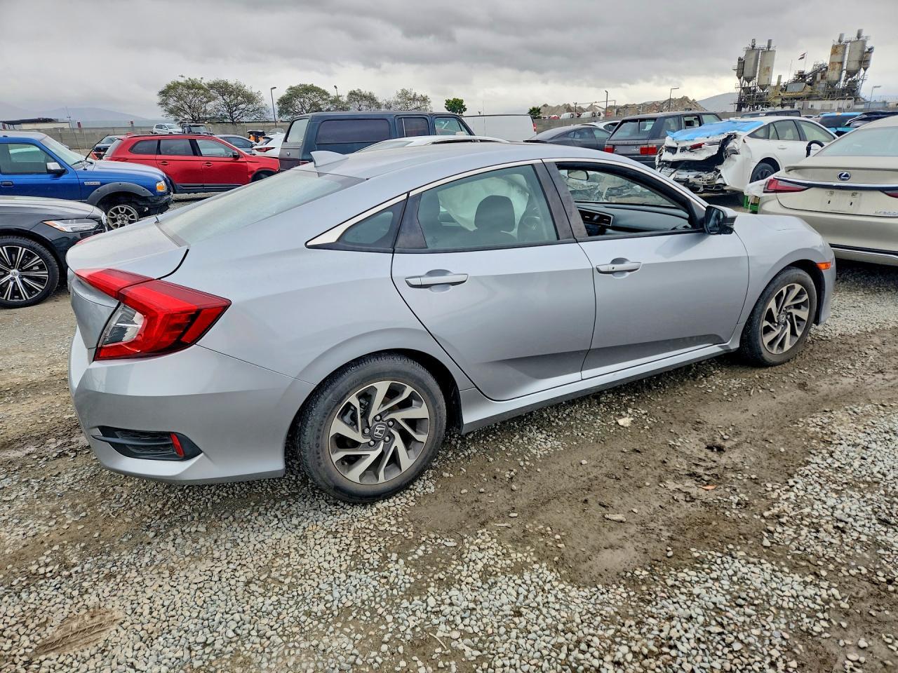 2017 Honda Civic Ex - Image 3