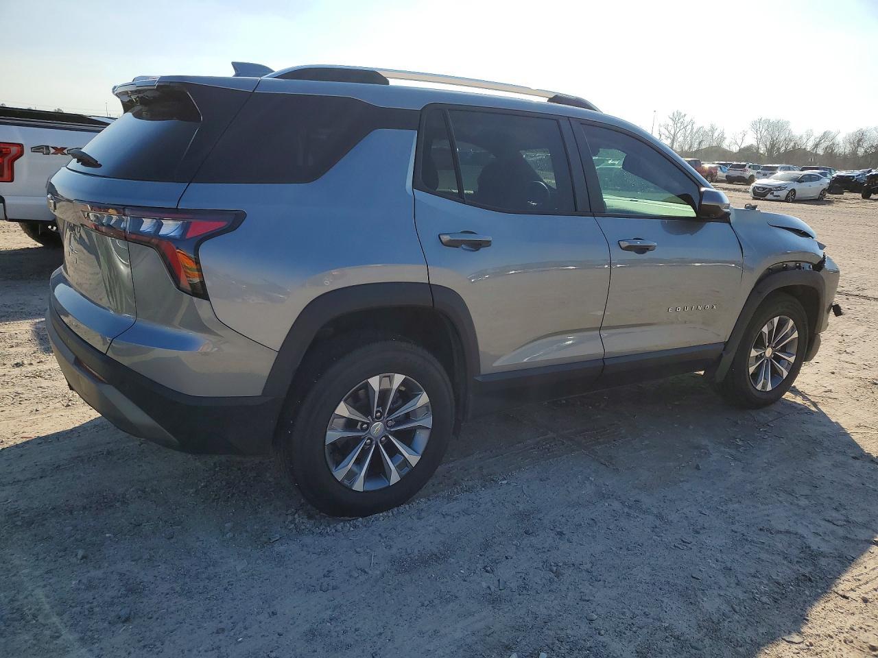2025 Chevrolet Equinox Lt - Фото 3