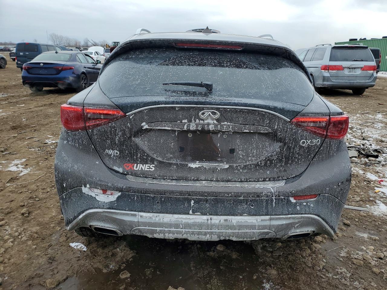 2017 Infiniti Qx30 Premium - Фото 6