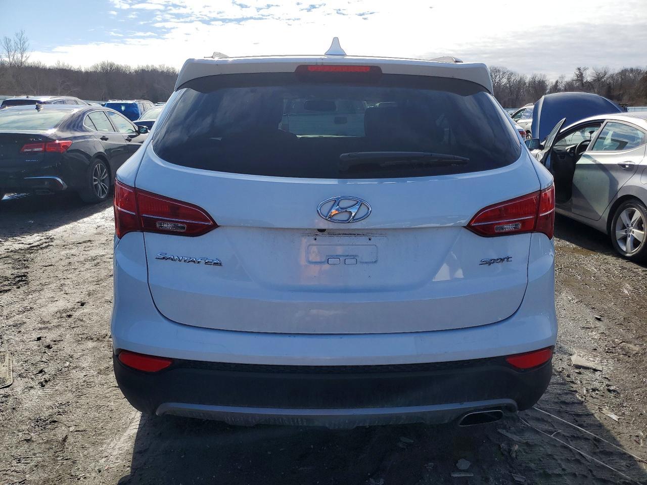 2016 Hyundai Santa Fe Sport - Image 6