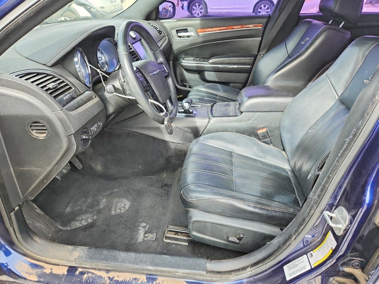 2013 Chrysler 300 S - Image 7
