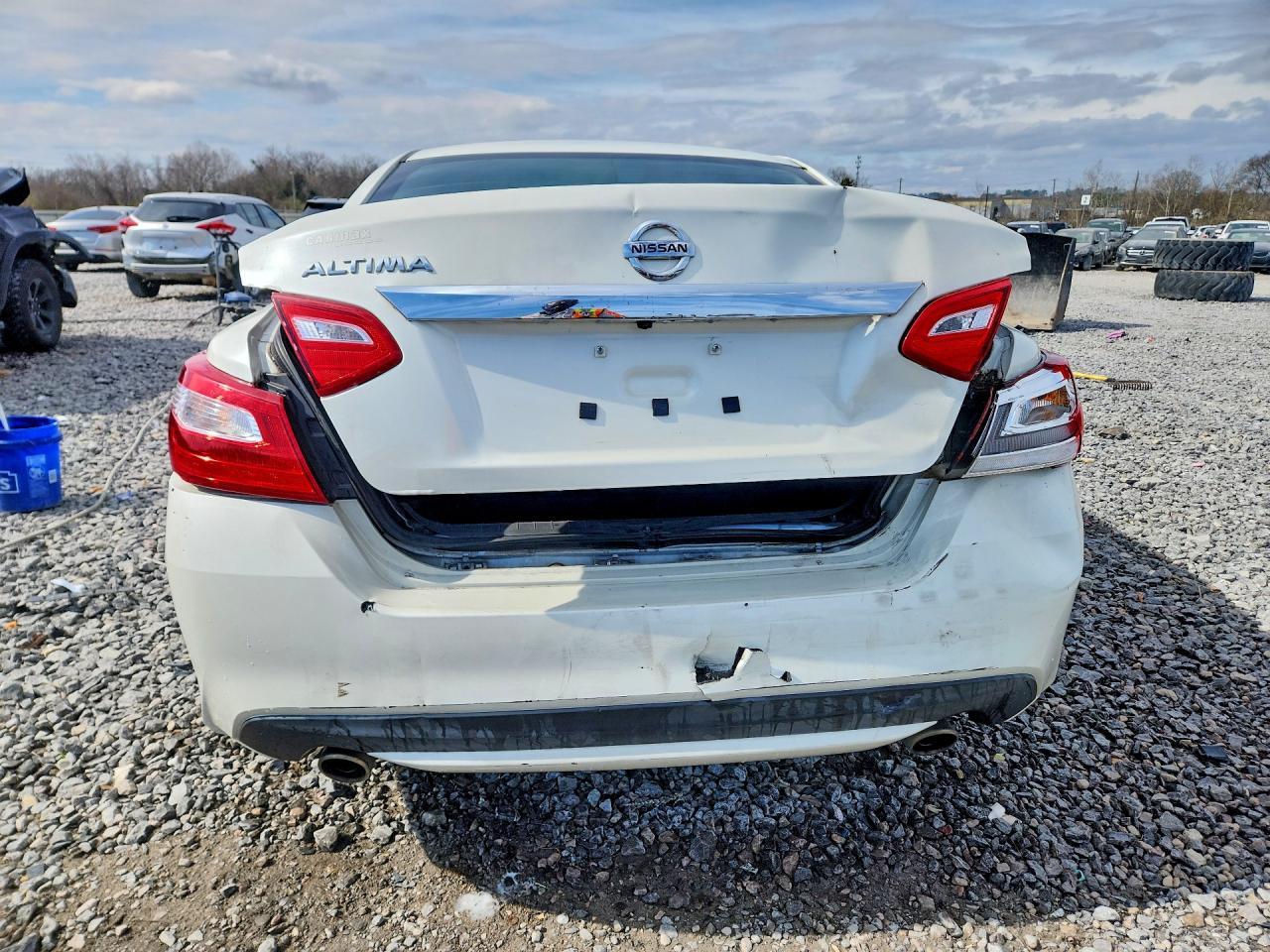 2016 Nissan Altima 2.5 S - Фото 6