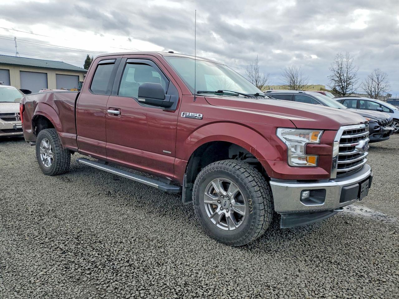 2017 Ford F150 Super Cab - Фото 4