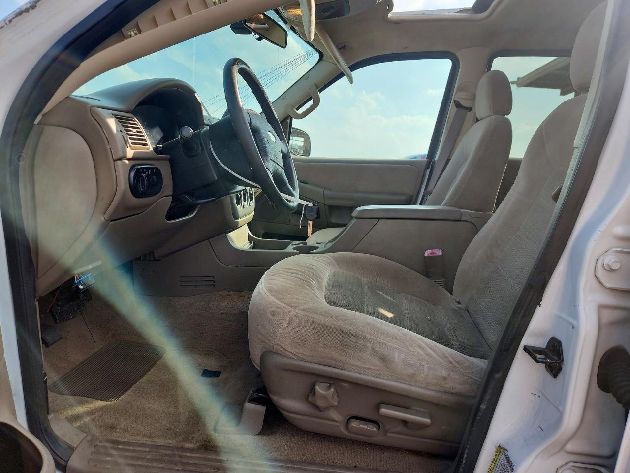 2005 Ford Explorer Xlt - Image 7
