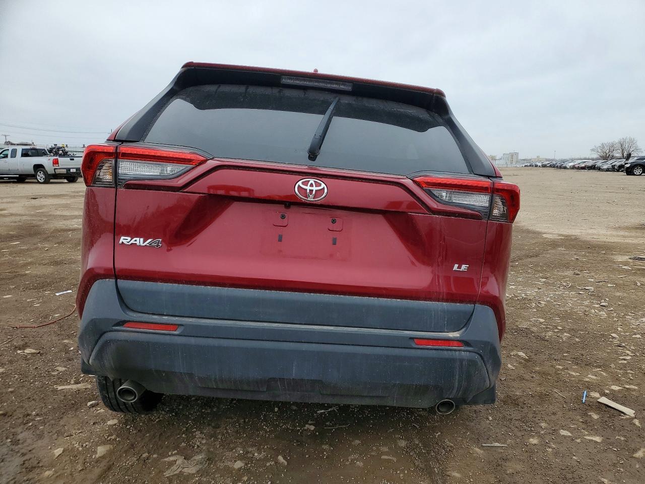 2021 Toyota Rav4 Le - Фото 6