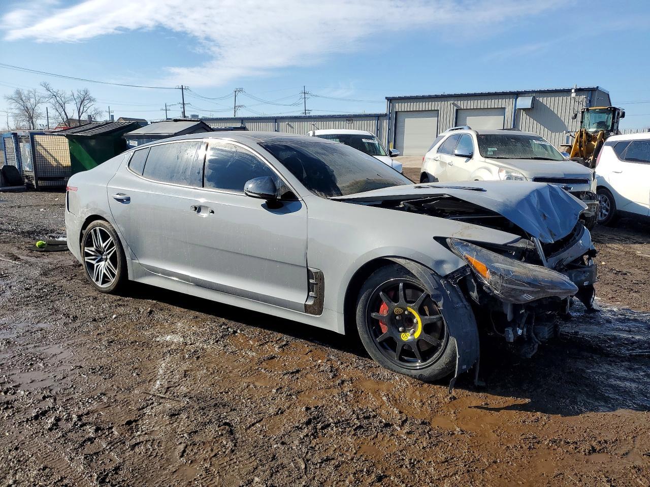 2022 Kia Stinger Gt1 - Фото 4