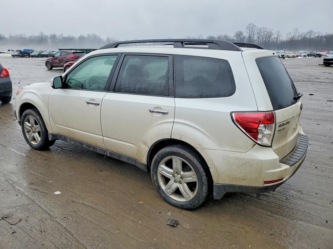 2010 Subaru Forester 2.5X Premium - Фото 2