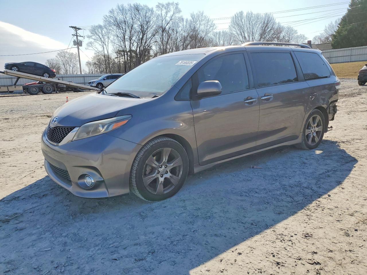2017 Toyota Sienna Se