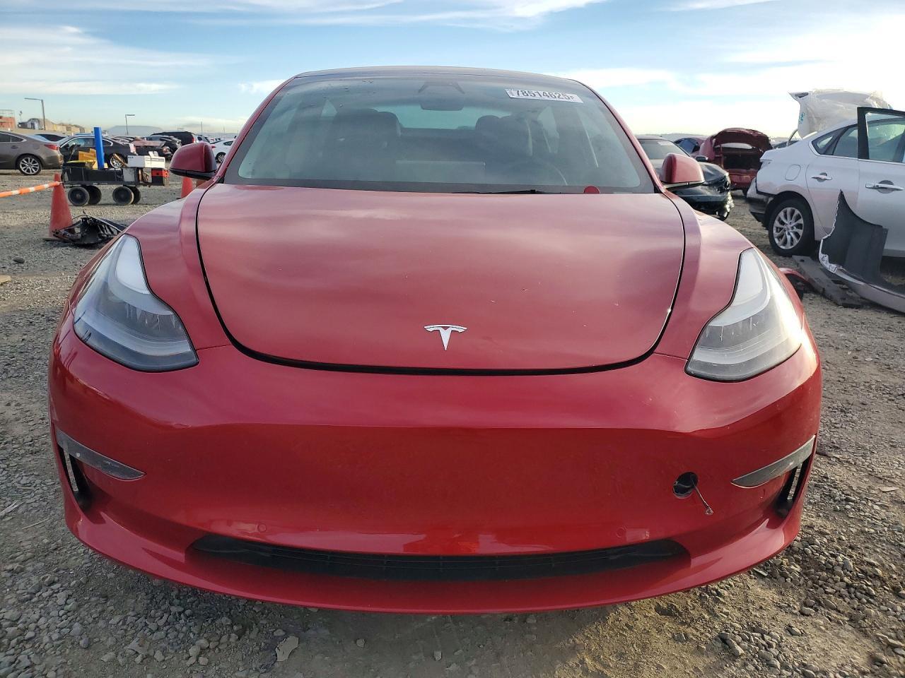 2022 Tesla Model 3 - Image 5