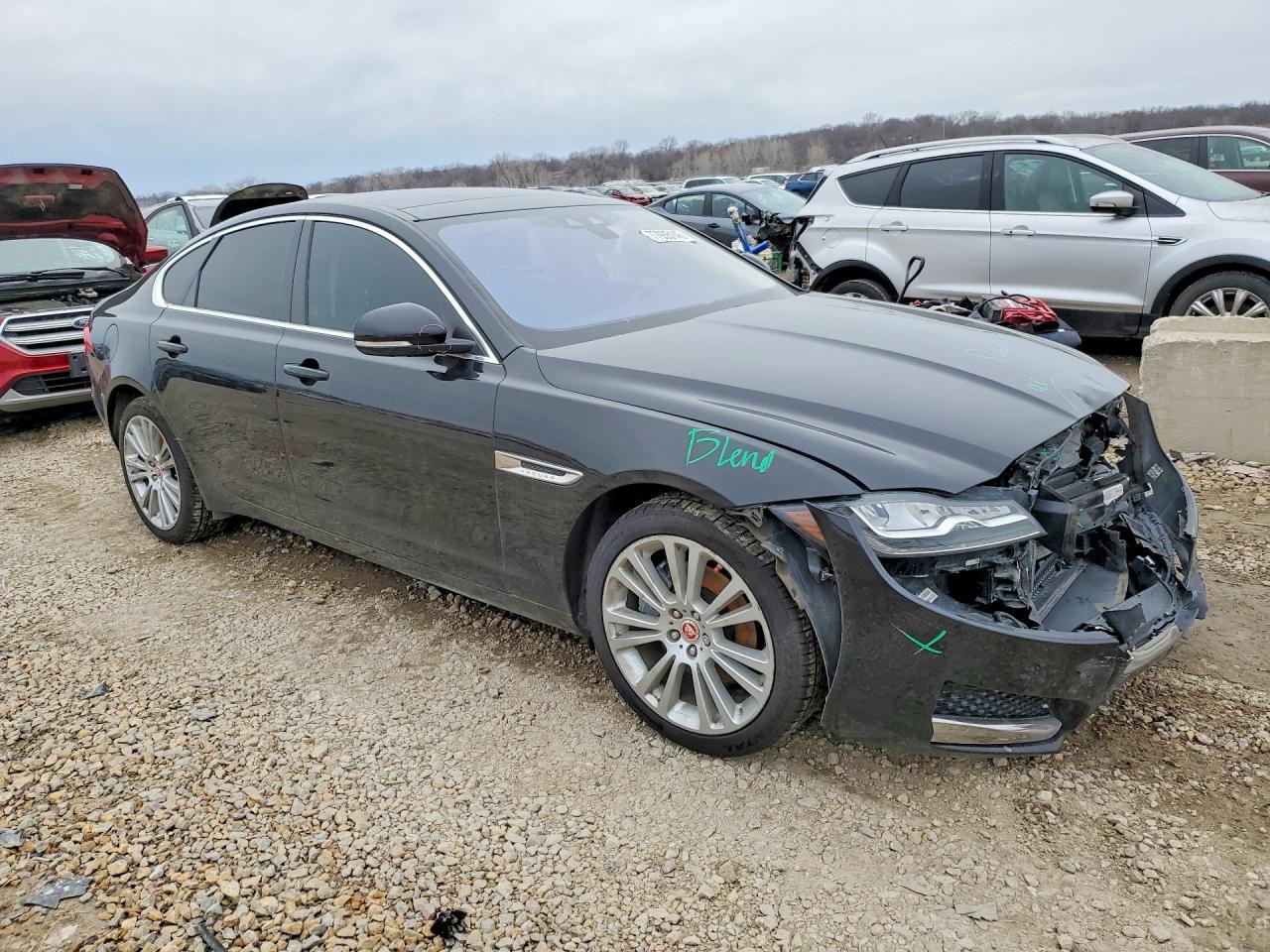 2020 Jaguar Xf Prestige - Image 4