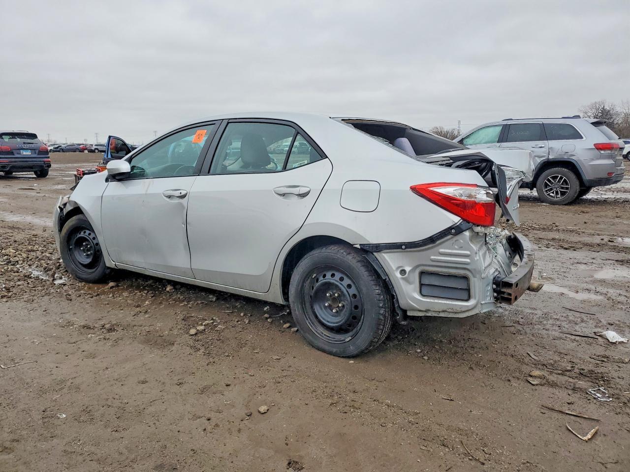 2016 Toyota Corolla L - Фото 2